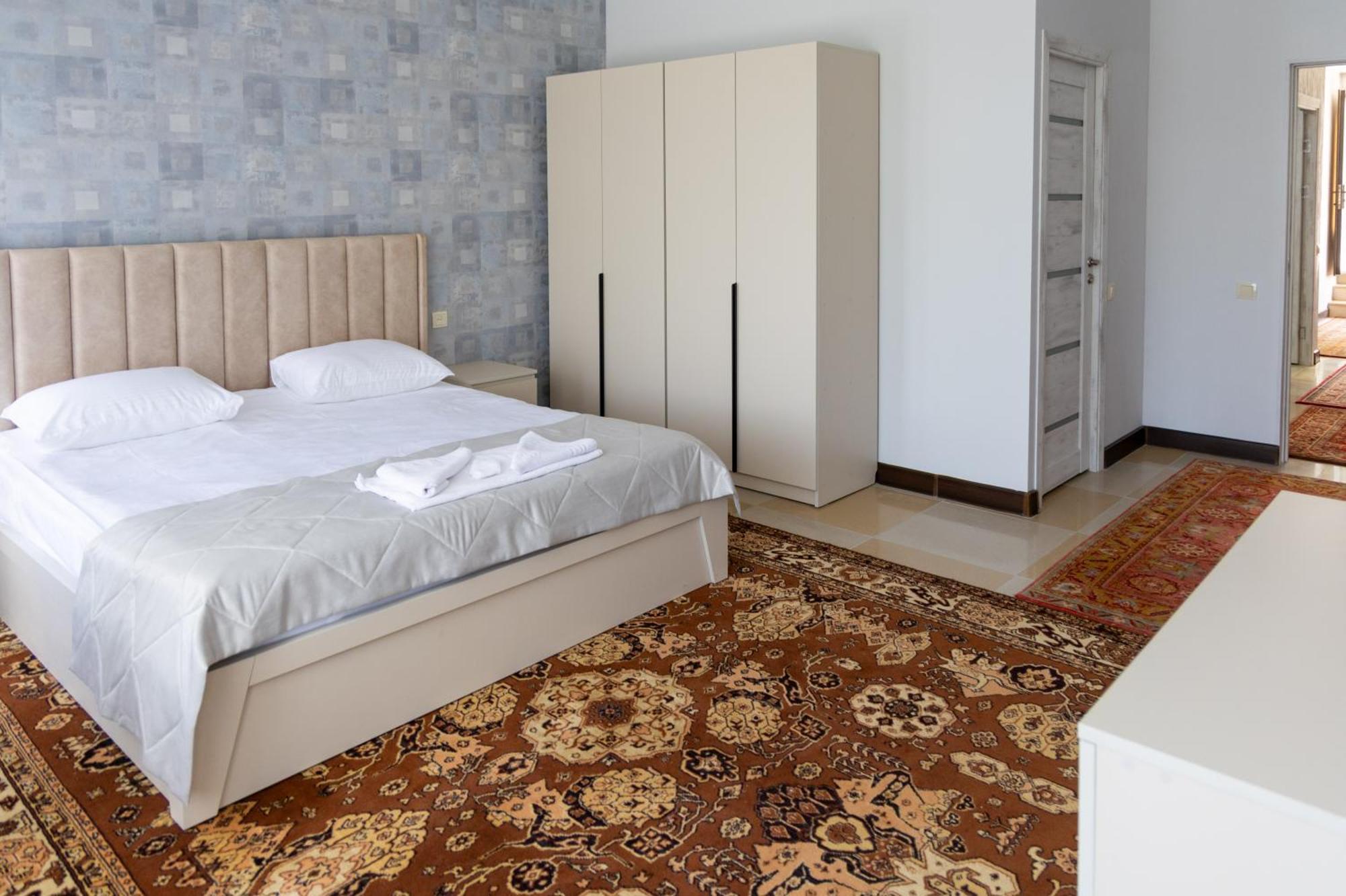 Gladzor Hotel ภายนอก รูปภาพ
