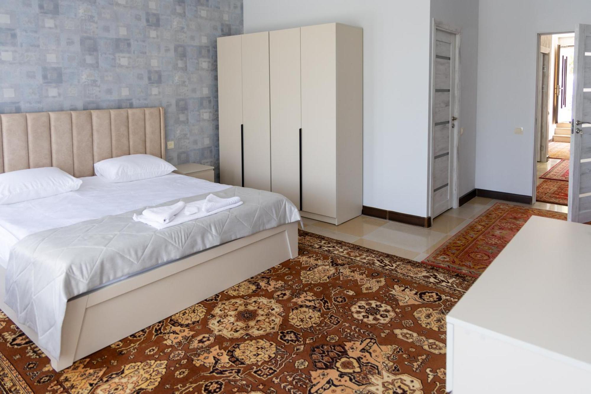 Gladzor Hotel ภายนอก รูปภาพ